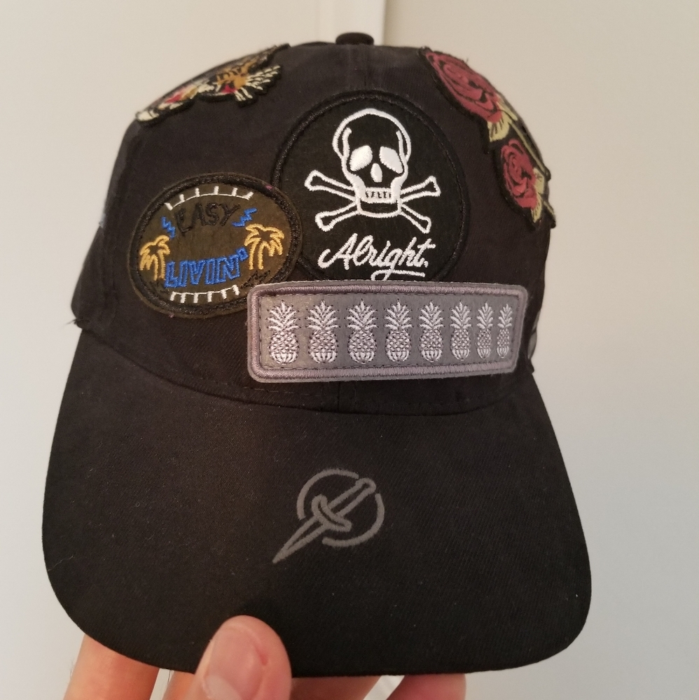 ZARA HAT (SNAP BACK)